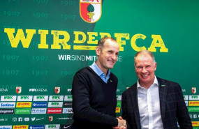ep heiko herrlich izda estrecha la mano de stefan reuter tras su presentacion como nuevo tecnico del