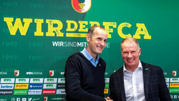 ep heiko herrlich izda estrecha la mano de stefan reuter tras su presentacion como nuevo tecnico del
