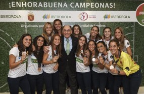 ep ignacio galanajugadorasla seleccion espanolahockey hierba