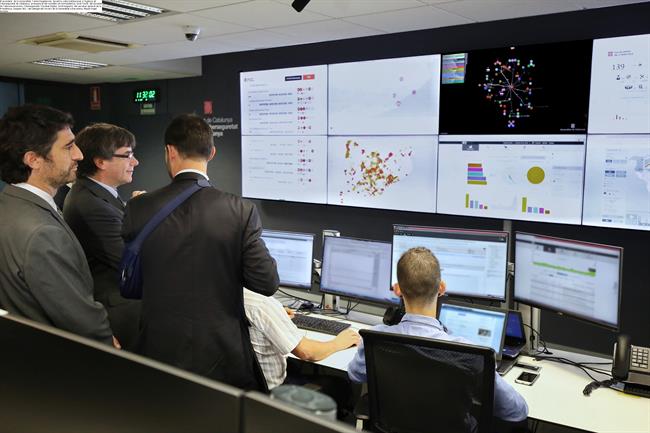 Jordi Puigneró (secr.Telecomunicaciones), presidente Carles Puigdemont | GENERALITAT DE CATALUNYA ep jordi puignero secrtelecomunicaciones presidente carles puigdemont