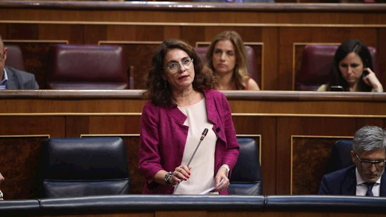 ep la ministra de hacienda maria jesus montero interviene en la sesion de control al gobierno en el