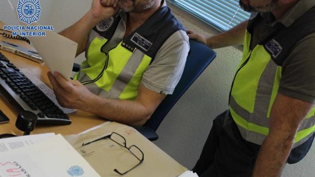 ep la policia investigafraude medianteempresa ficticia
