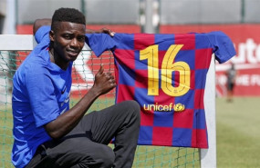ep lateral senegales moussa wague tendra fichaprimer equipofc barcelona