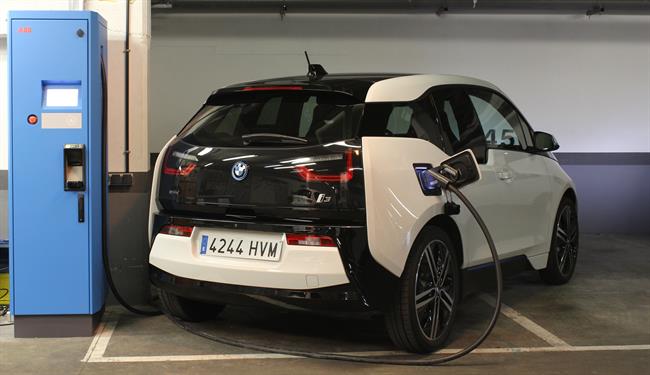 Punto de recarga eléctrica de BMW Ibérica en Madrid | BMW ep puntorecarga electricabmw ibericamadrid