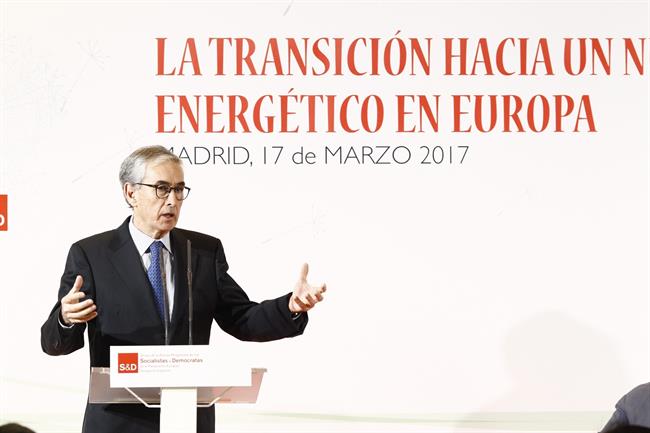 Ramón Jáuregui interviene en una jornada | EUROPA PRESS ep ramon jauregui intervieneuna jornada