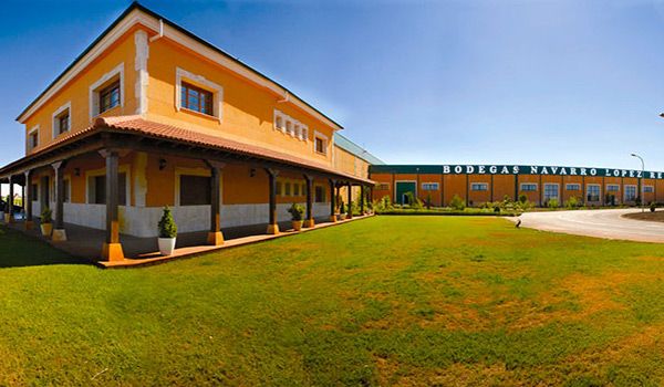 1617726477 bodegas navarro lopez