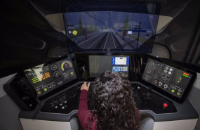 ep alumna practicando en el centro de formacion de renfe en la estacion de tren de chamartin