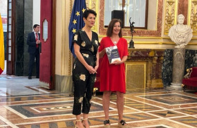 ep archivo   la ministra de inclusion seguridad social y migraciones elma saiz entrega a la