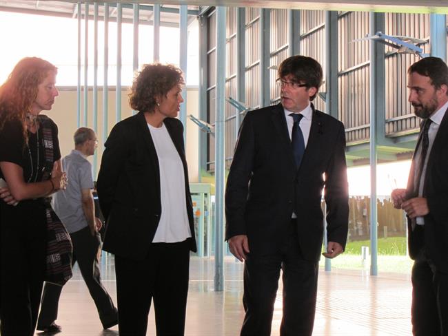 Carles Puigdemont y Dolors Montserrat visitan a los heridos del atentado | EUROPA PRESS ep carles puigdemontdolors montserrat visitanlos heridosatentado