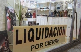 ep cartel liquidacion por cierre en un pequeno comercio tradicional