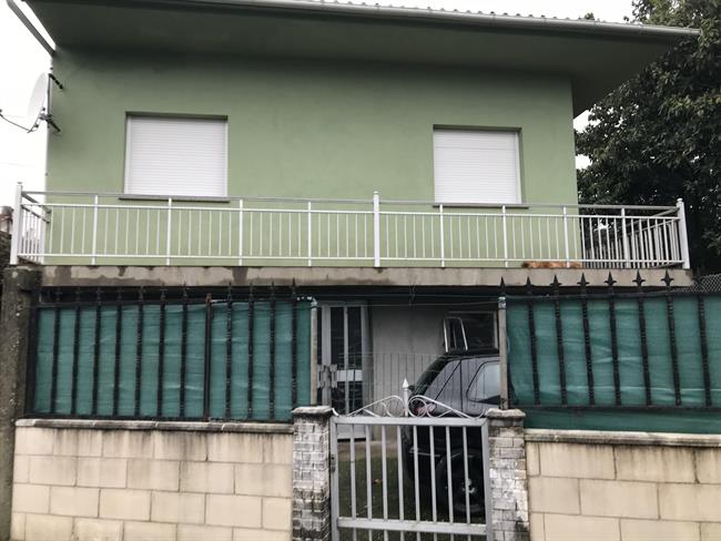Casa en Taragoña del detenido que investigan por la desaparición de Diana Quer | EUROPA PRESS ep casataragonadetenidoinvestiganla desapariciondiana quer