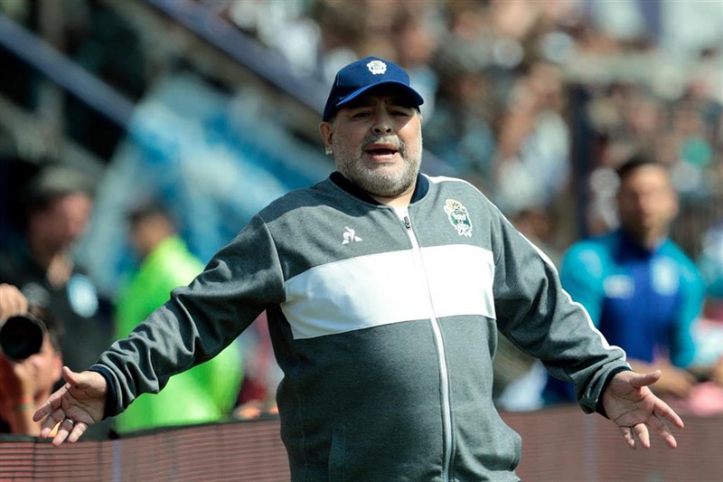 ep diego armando maradona durante un partido de gimnasia y esgrima la plata