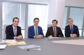 ep el director de iberespacio pedro rodrigo el presidente de arquimea diego fernandez infante el