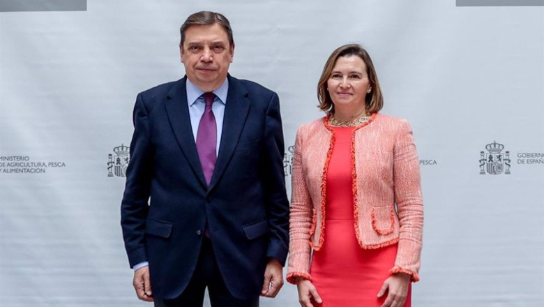 ep el ministro de agricultura pesca y alimentacion luis planas posa en el acto de toma de posesion ep el ministro de agricultura pesca y alimentacion luis planas posa en el acto de toma de posesion