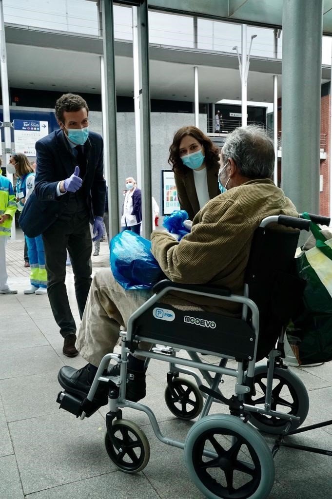 ep el presidente del pp pablo casado visita el hospital de campana de ifema junto a la presidenta de