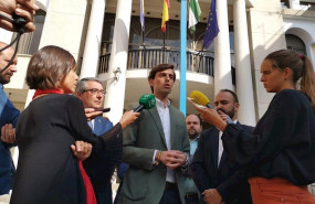 ep el vicesecretario de comunicacion del pp pablo montesinos junto al presidente de la diputacion