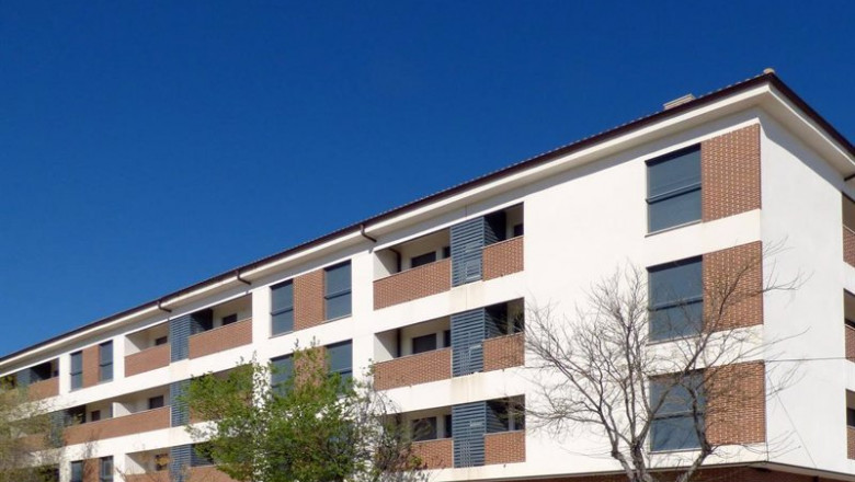 Fachada edificio alquiler Ocaña. | HAYA REAL ESTATE - Archivo ep fachada edificio alquiler ocana