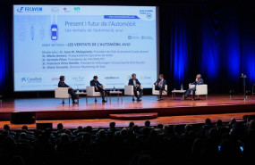 ep i-d el director de marketing de seat victor sarasola el vicepresidente ejecutivo de anfac mario