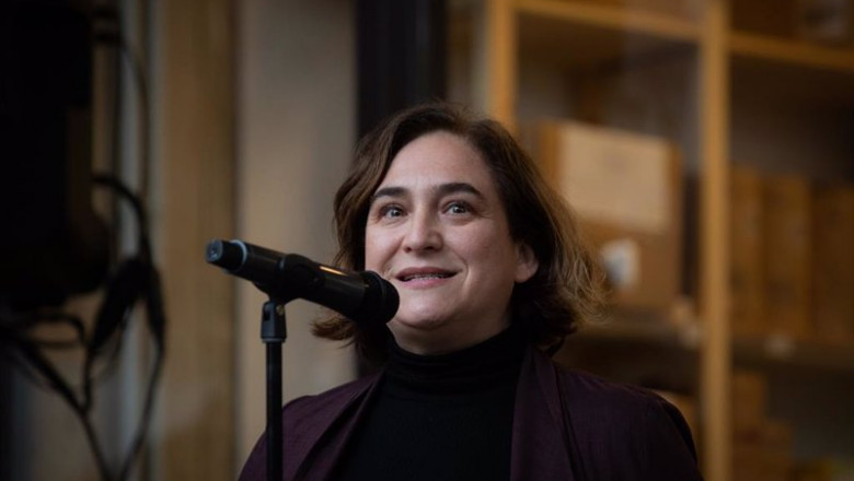 ep la alcaldesa de barcelona ada colau interviene en la inauguracion de las viviendas cooperativas