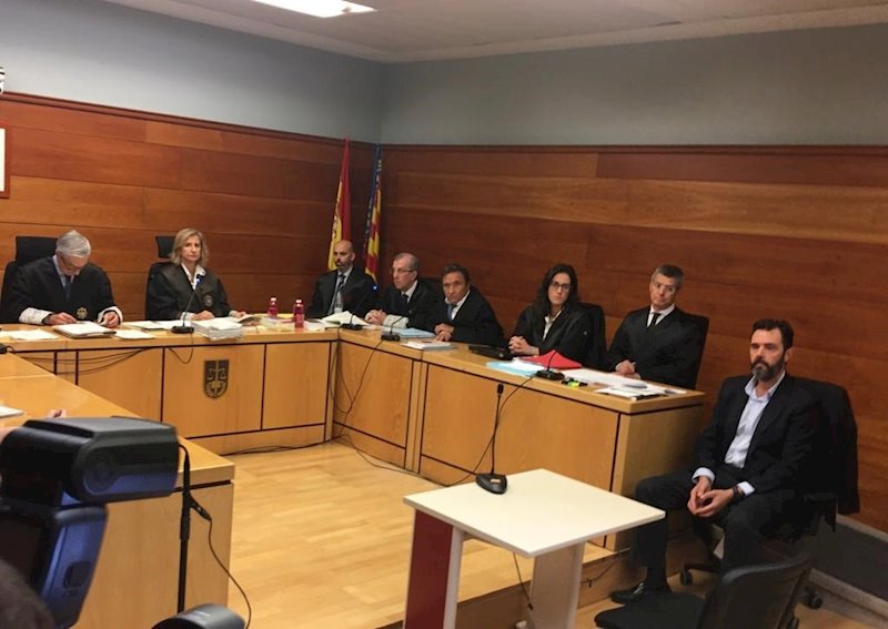 ep miguel lopez en el banquillo de los acusados ep miguel lopez en el banquillo de los acusados