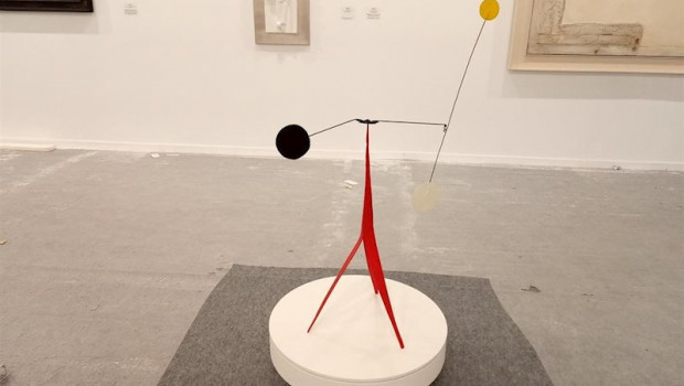 ep obra de alexander calder en la galeria leandro navarro en su stand de arco