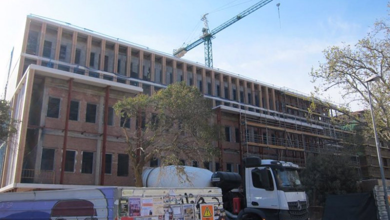 ep obras de construccion del nuevo edificio de la facultad de filosofia y letras de la universidad