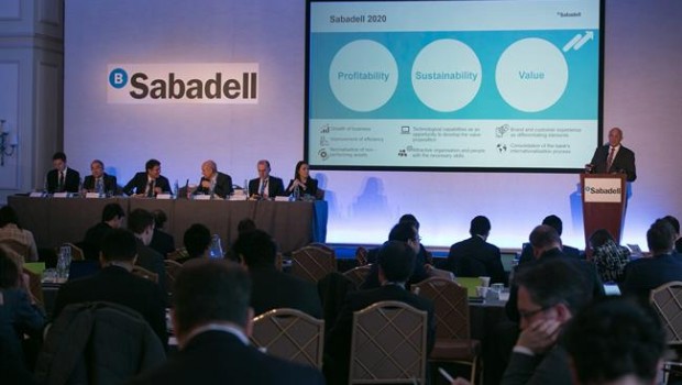 ep presentacioninversoresanalistasplan estrategico 2018-2020sabadell
