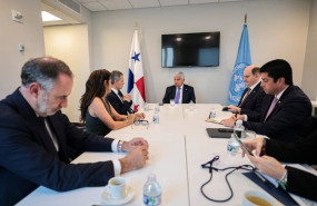 ep representantes de la naviera cma cgm reunidos con el presidente de panama jose raul mulino en