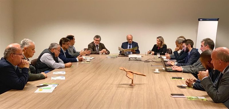 ep reunion de representantes de asprocan y apeb con las autoridadades comunitarias