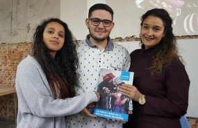 ep una joven marroqui un joven transuna joven gitanainformeunicef