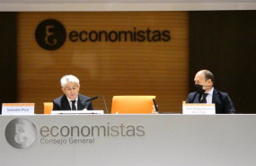 ep valentin pich presidente del consejo general de economistas de espana y jose carlos sanchez de la