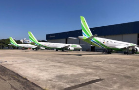 ep archivo   binter recibe tres aviones embraer e195 e2 y suma ya cuatro de los cinco que operaran