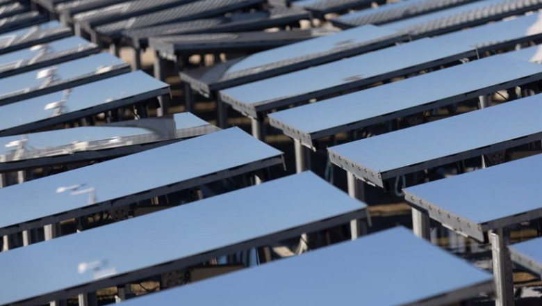 ep archivo placas solares en el complejo tecnologico de mostoles a 15 de diciembre de 2023 en ep archivo placas solares en el complejo tecnologico de mostoles a 15 de diciembre de 2023 en