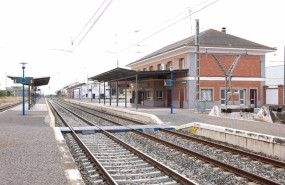 ep el gobierno autoriza licitar por 40 millones dos contratos para renovar la linea de tren