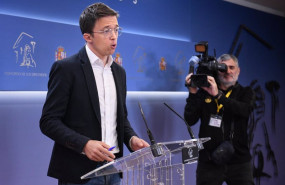 ep el portavoz de sumar inigo errejon en una rueda de prensa