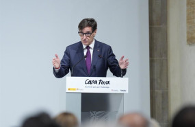 ep el presidente de la generalitat de catalunya salvador illa durante la firma un protocolo para la