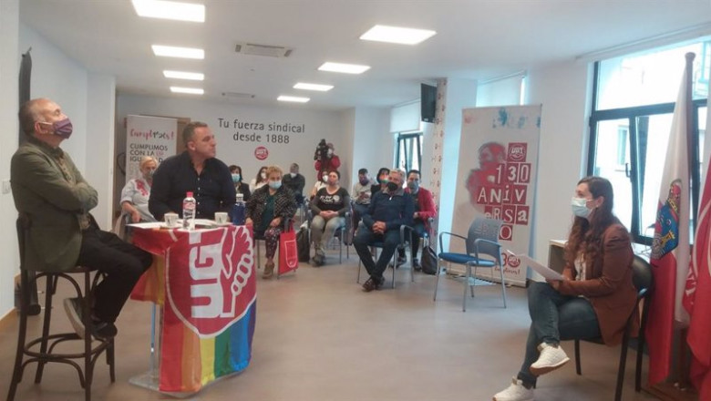 El secretario general de UGT a nivel nacional, Pepe Álvarez, y su homólogo de Cantabria, Mariano Carmona, participan en un encuentro con afiliados en Santander | UGT ep el secretario general de ugt a nivel nacional pepe alvarez y su homologo de cantabria mariano
