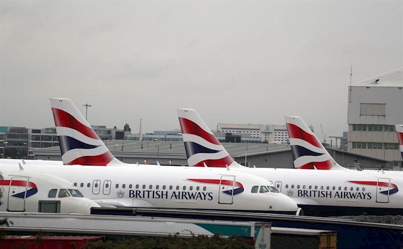 ep foto de archivo de aviones en heathrow ep foto de archivo de aviones en heathrow