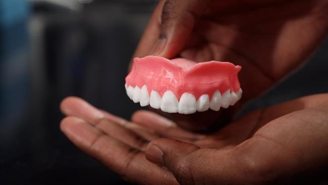 Las dentaduras se imprimen usando acrilamida, el material actual para la fabrica | DOUGLAS LEVERE, UNIVERSIDAD DE BUFFALO ep las dentadurasimprimen usando acrilamida material actualla fabrica