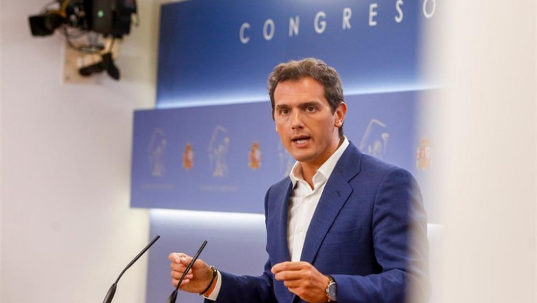 El líder de Ciudadanos, Albert Rivera, durante una rueda de prensa en el Congreso | RICARDO RUBIO / EUROPA PRESS ep liderciudadanos albert rivera duranteruedaprensacongreso