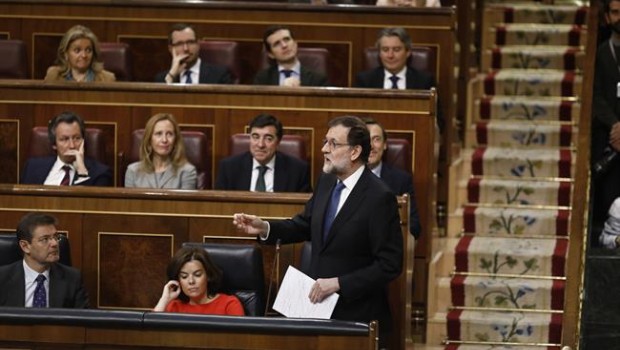 ep mariano rajoy respondiendohemiciclo
