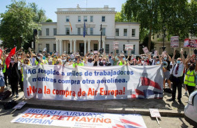 ep protesta de unite en la embajada de espana en londres
