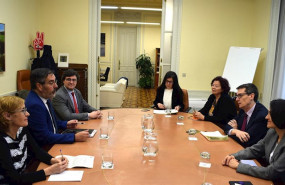 ep representantes de los ministerios de politica territorial y funcion publica y de igualdad durante
