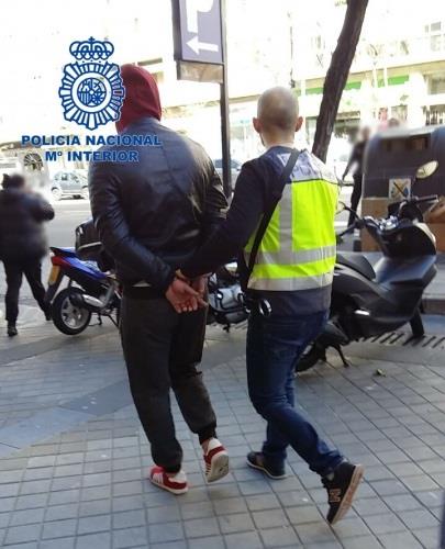 Uno de los detenidos | POLICÍA NACIONAL ep unolos detenidos