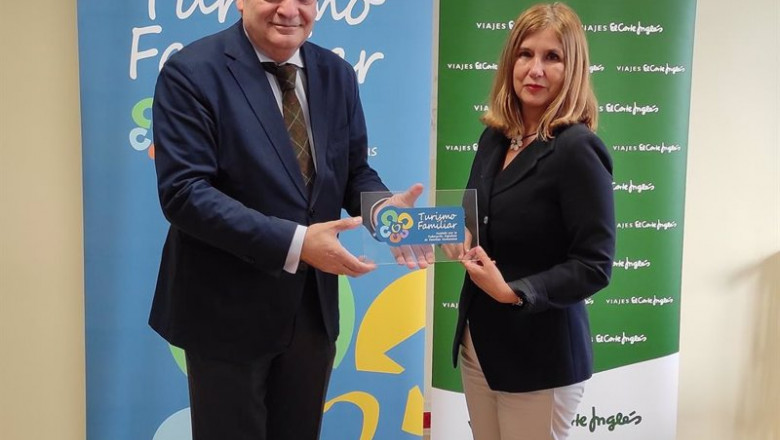 Viajes El Corte Inglés recibe el Sello de Turismo Familiar | VECI ep viajes el corte ingles recibe el sello de turismo familiar