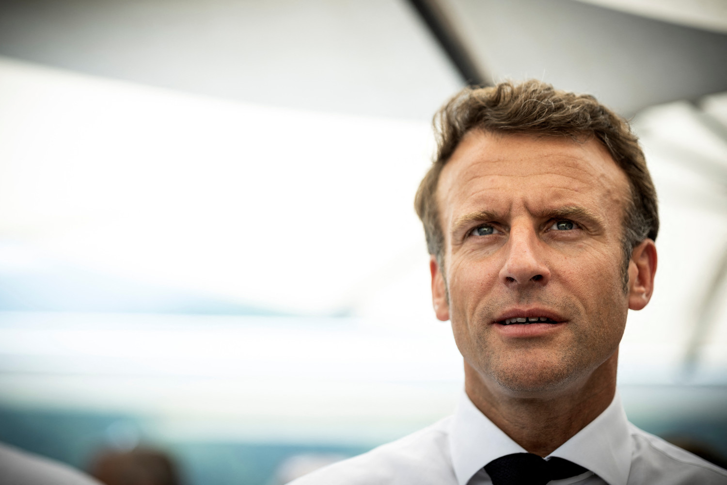 El presidente francés, Emmanuel Macron. macron reaffirme le soutien de la france aux forces armees ukrainiennes