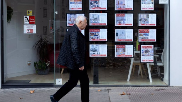 ep anuncios en una inmobiliaria a 9 de enero de 2024 en madrid espana
