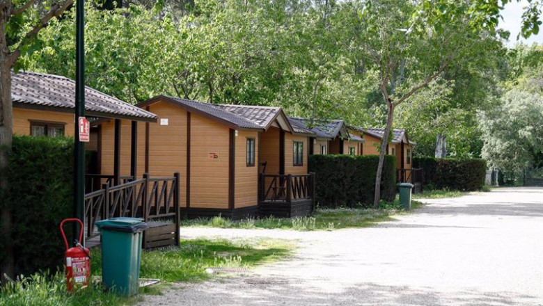 ep archivo bungalows del camping internacional de aranjuez ep archivo bungalows del camping internacional de aranjuez