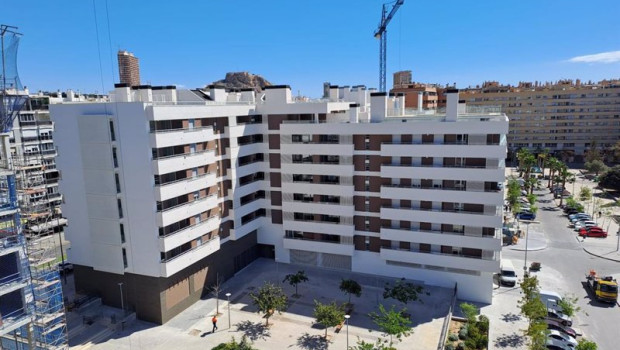 ep archivo   edificio adamar promovido por metrovacesa en el barrio benalua sur de alicante