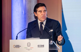 ep archivo   el presidente de sacyr manuel manrique interviene durante la ceremonia de entrega de la